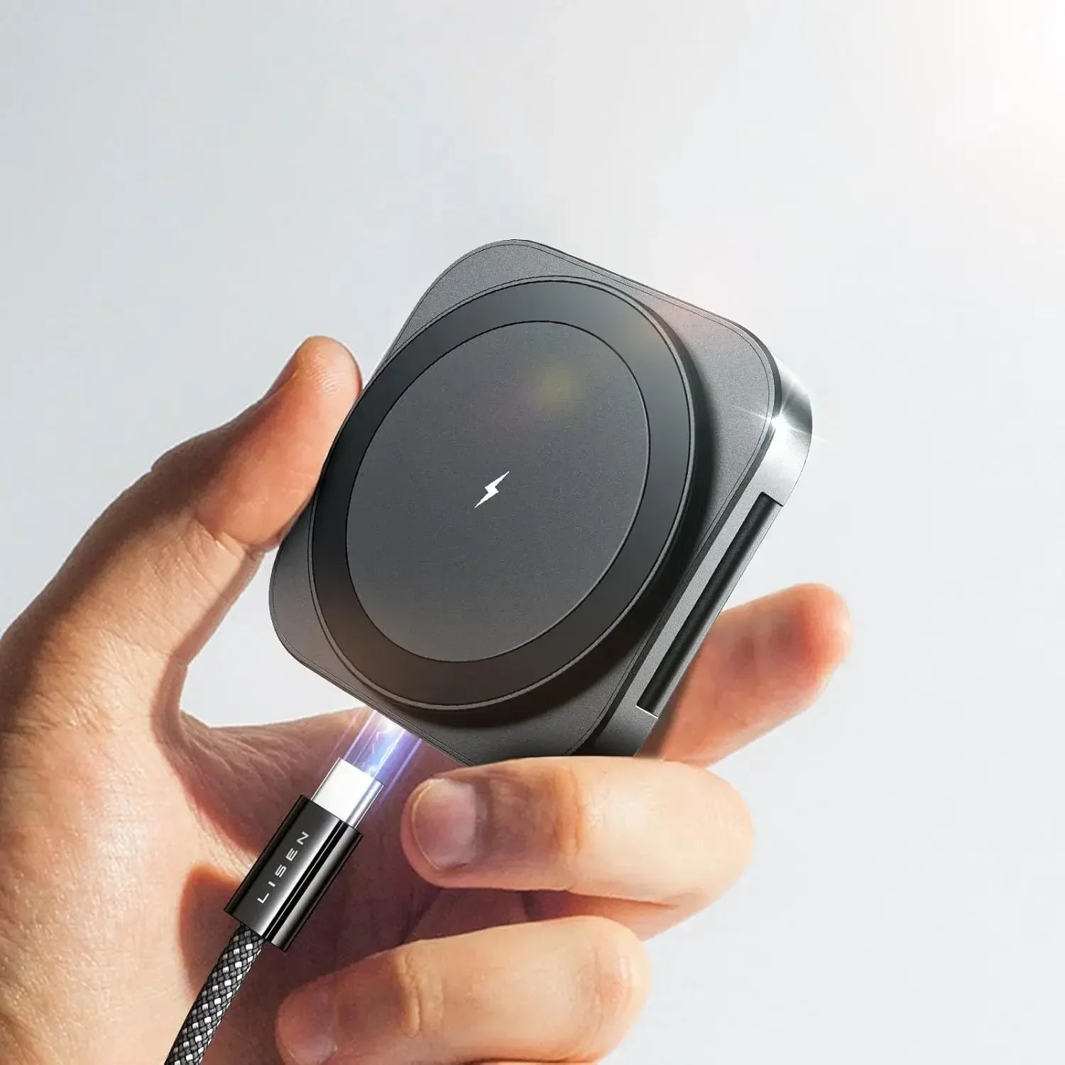 Super Portable MagSafe Charger